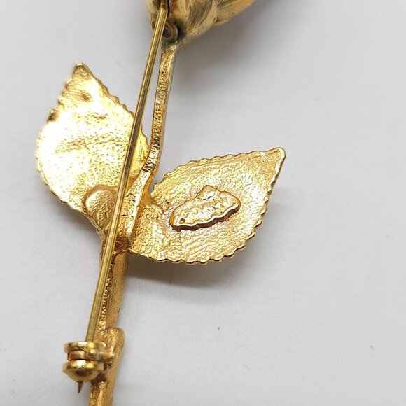 Vintage Giovanni Signed Red Rose Gold Tone Brooch 3 Inches - Picture 4 of 5